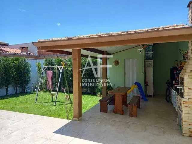 Casa com 263m² 2 quartos e 2 banheiros, à venda, no bairro Bem Virá em Tremembé