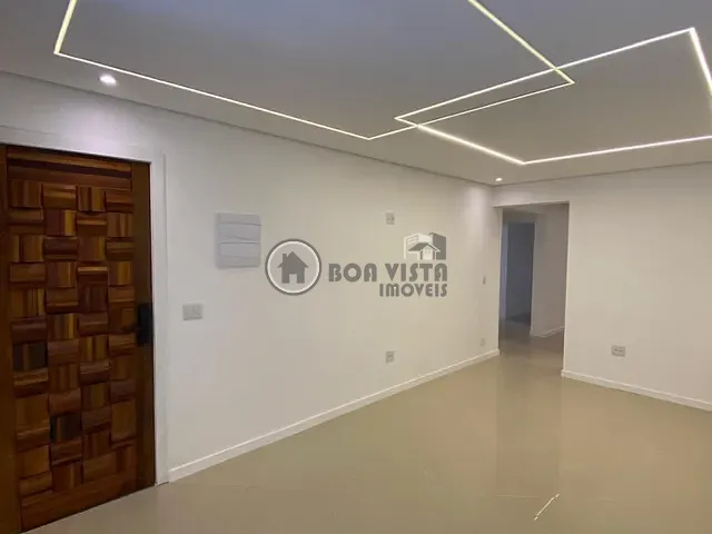 Casa com 300m² 3 quartos e 1 banheiro, à venda, no bairro Jardim São Pedro em Mogi das Cruzes