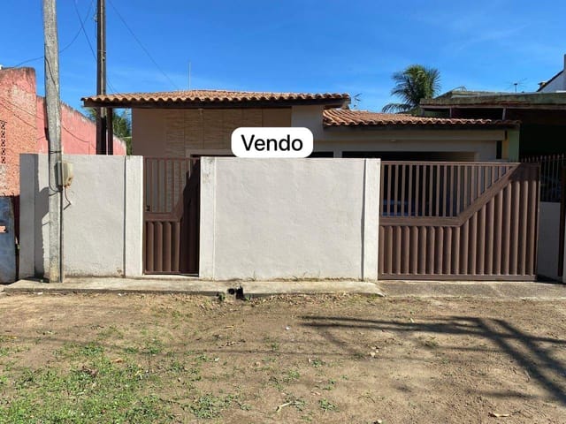 Casa 3 quartos e 2 banheiros, à venda, no bairro Poço Gordo em Campos dos Goytacazes