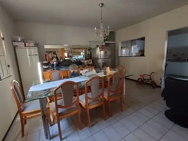 Casa com 420m² 4 quartos e 5 banheiros, à venda, no bairro Macaúba em Teresina