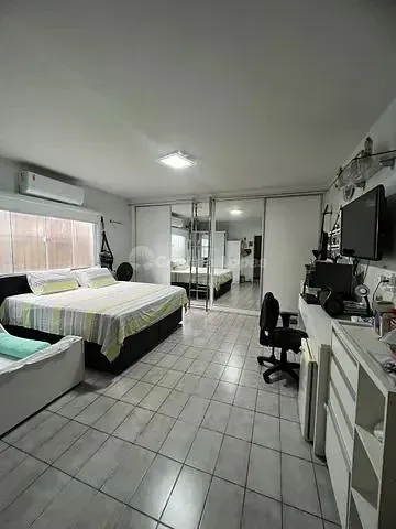 Casa, 4 quartos, 262 m² - Foto 10