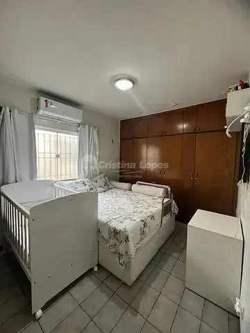 Casa, 4 quartos, 262 m² - Foto 3