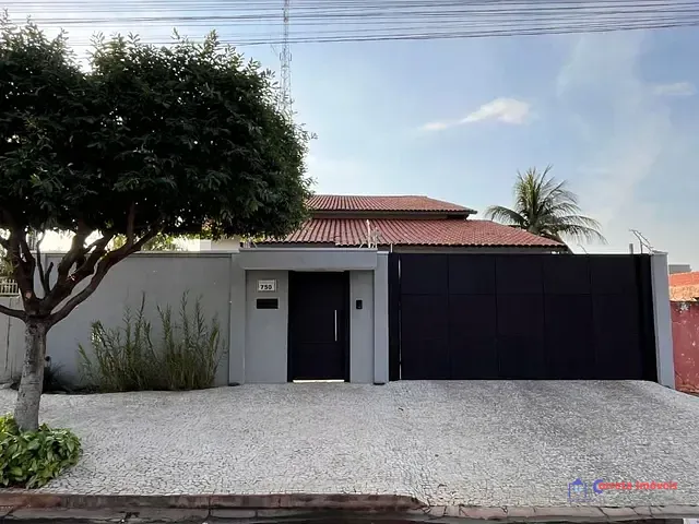 Casa com 625m², à venda, no bairro Santos Dumont em Três Lagoas