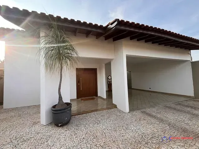Casa com 625m², à venda, no bairro Santos Dumont em Três Lagoas