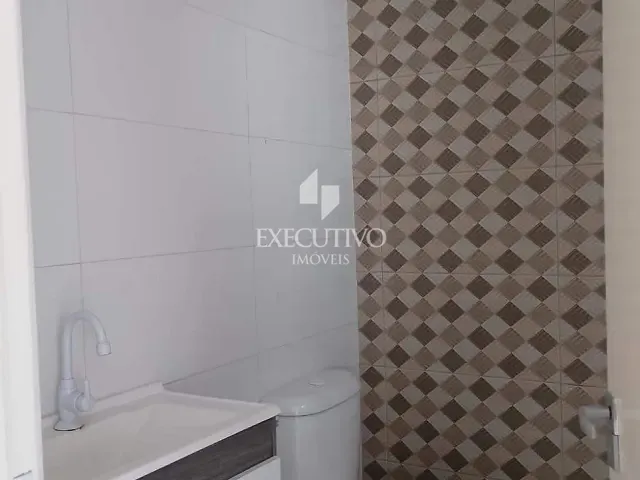Casa 3 quartos e 2 banheiros, à venda ou para alugar, no bairro Dom Pedro II em Arroio Do Meio