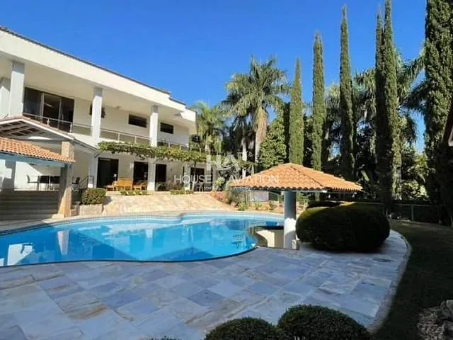 Casa com 3837m² 5 quartos e 8 banheiros, à venda, no bairro Residencial Aldeia do Vale em Goiânia