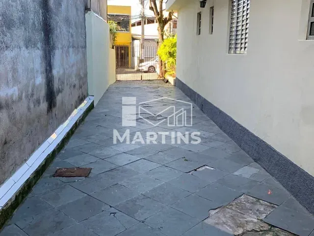 Casa 3 quartos e 1 banheiro, para alugar, no bairro Jardim Mitsutani em São Paulo