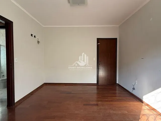 Casa 2 quartos e 3 banheiros, à venda, no bairro Jardim Topázio em Pederneiras