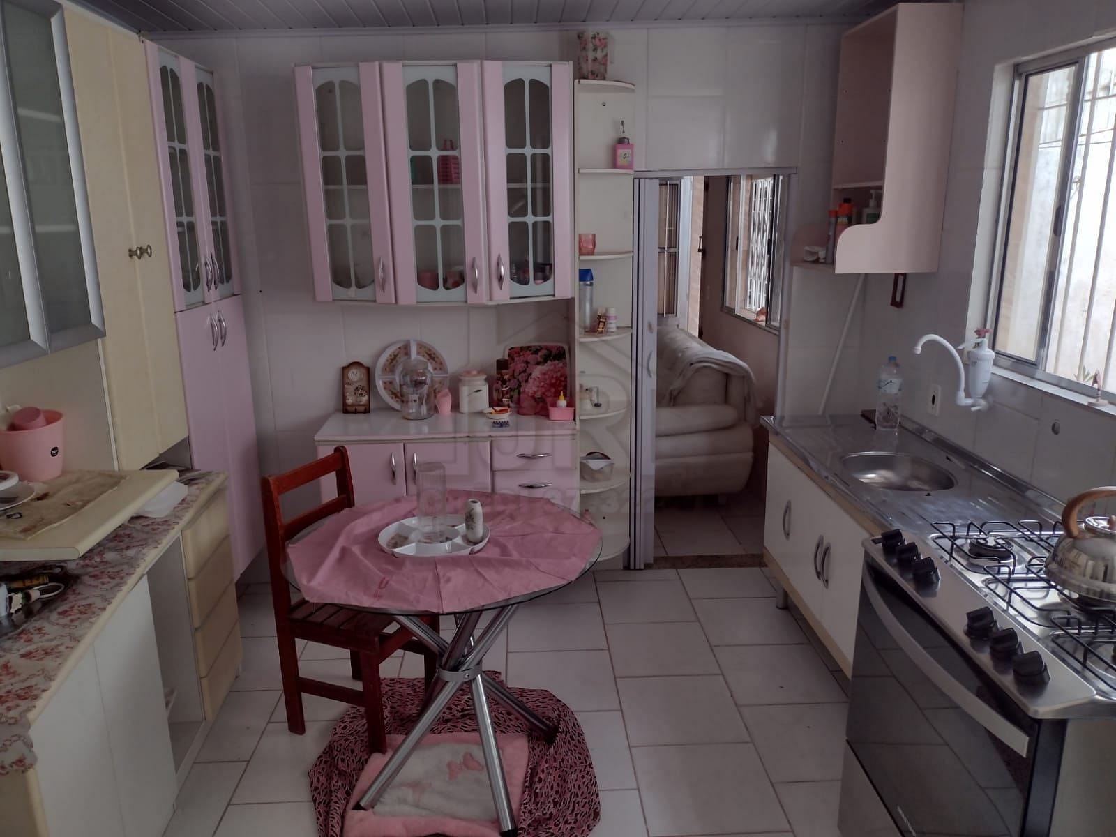 Casa à venda com 2 quartos, 10m² - Foto 1