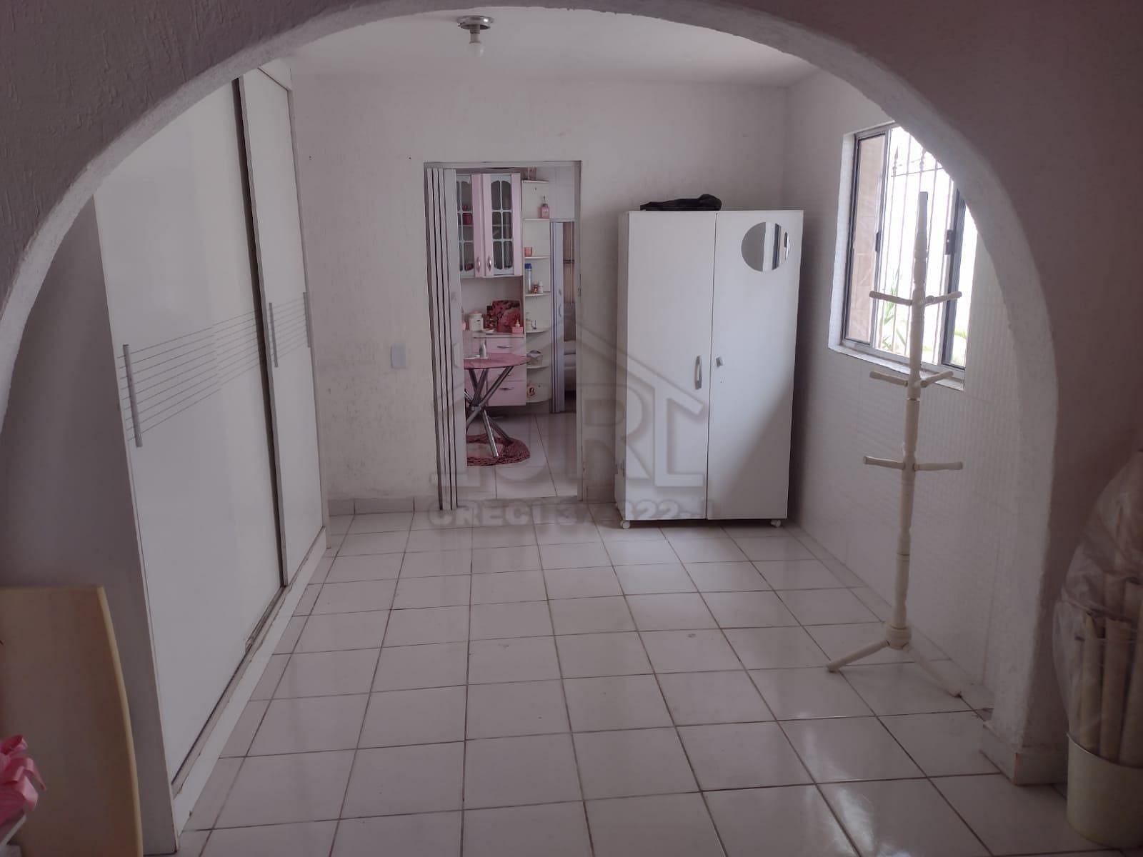 Casa à venda com 2 quartos, 10m² - Foto 5