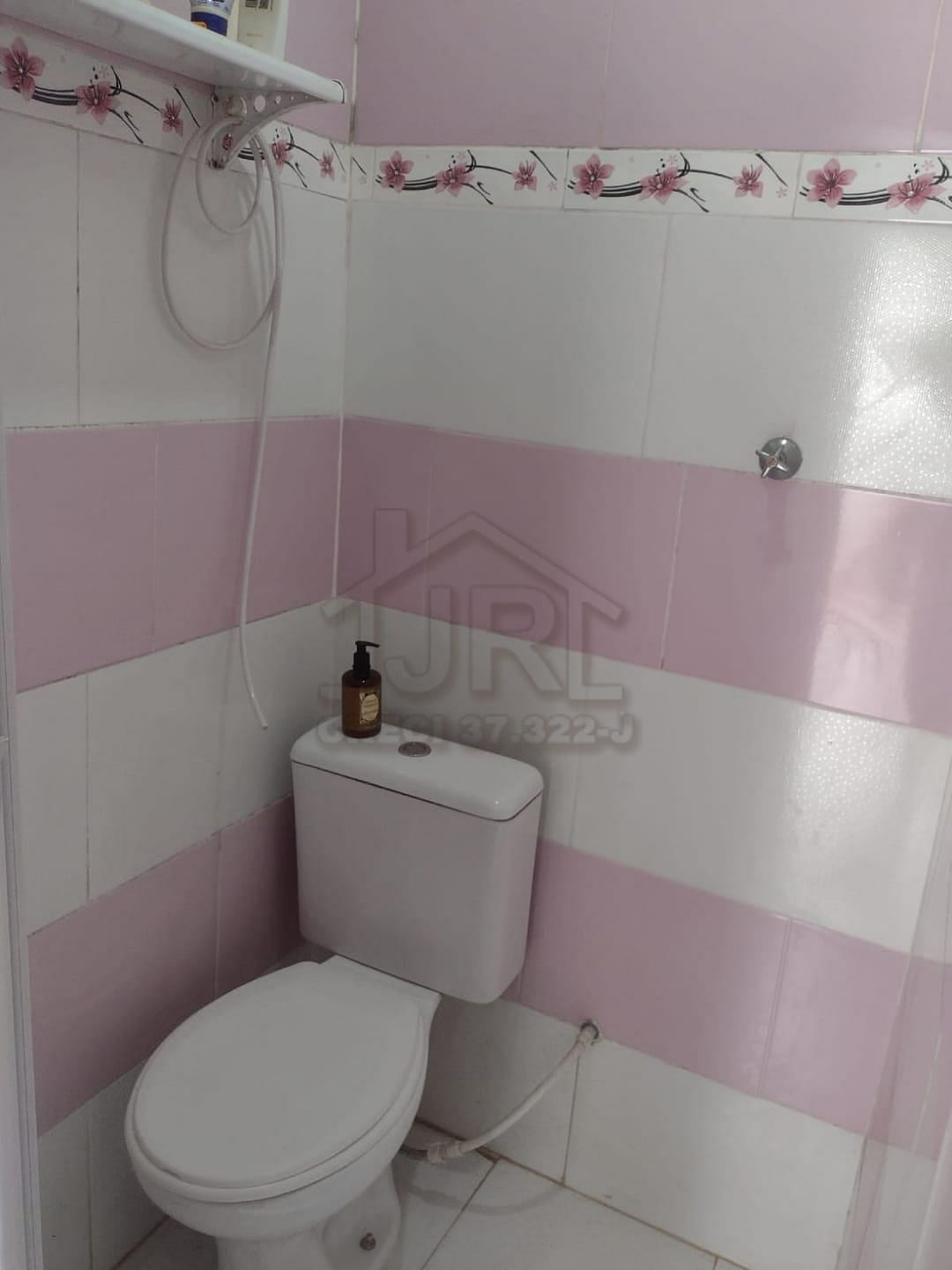 Casa à venda com 2 quartos, 10m² - Foto 11