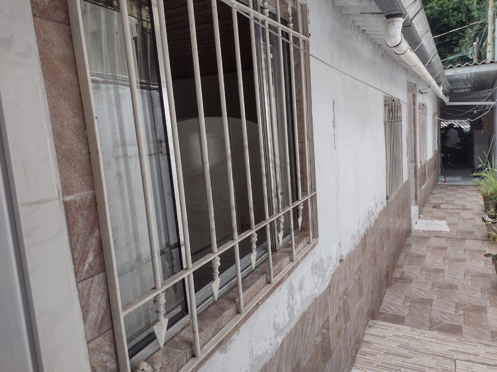 Casa à venda com 2 quartos, 10m² - Foto 14