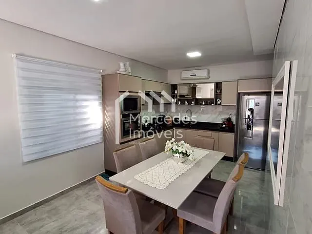 Casa com 204m² 3 quartos e 4 banheiros, à venda, no bairro São Vicente em Itajaí