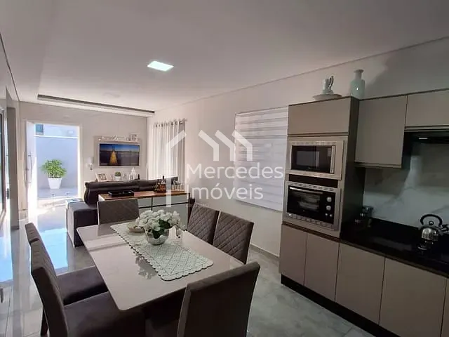 Casa com 204m² 3 quartos e 4 banheiros, à venda, no bairro São Vicente em Itajaí