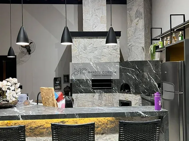 Casa com 1600m² 3 quartos e 3 banheiros, à venda, no bairro PR em Porecatu