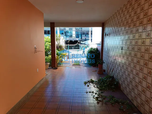 Casa com 1360m², à venda ou para alugar, no bairro Centro em Maricá