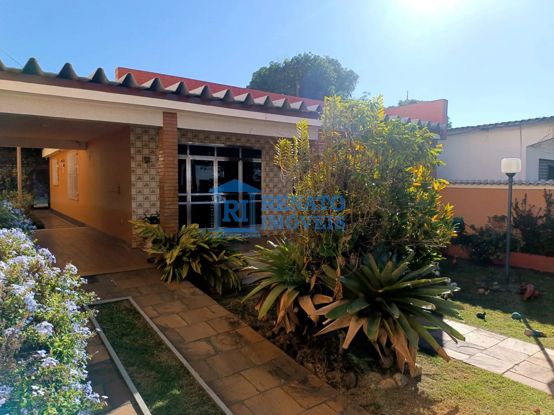 Casa, 1 quarto, 1300 m² - Foto 2