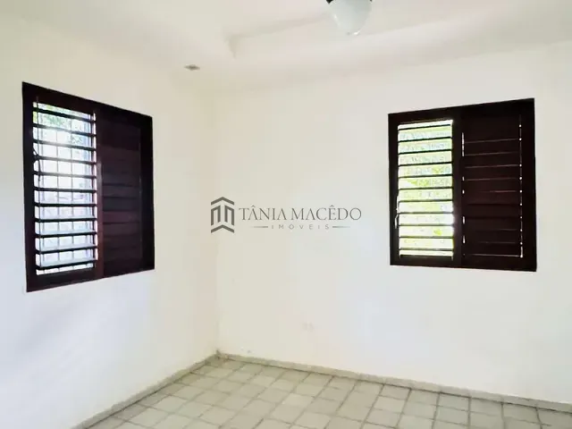 Casa com 1400m² 6 quartos e 3 banheiros, à venda, no bairro Bonsucesso em Olinda