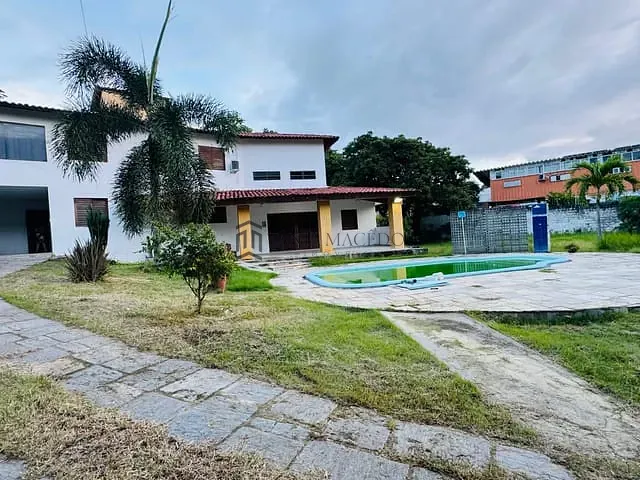 Casa com 1400m² 6 quartos e 3 banheiros, à venda, no bairro Bonsucesso em Olinda