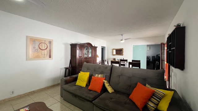 Casa com 321m² 4 quartos e 2 banheiros, à venda, no bairro Vila Blanche em Cabo Frio
