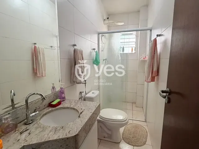 Casa 3 quartos e 2 banheiros, à venda, no bairro Guilhermina Vieira Chaer em Araxá