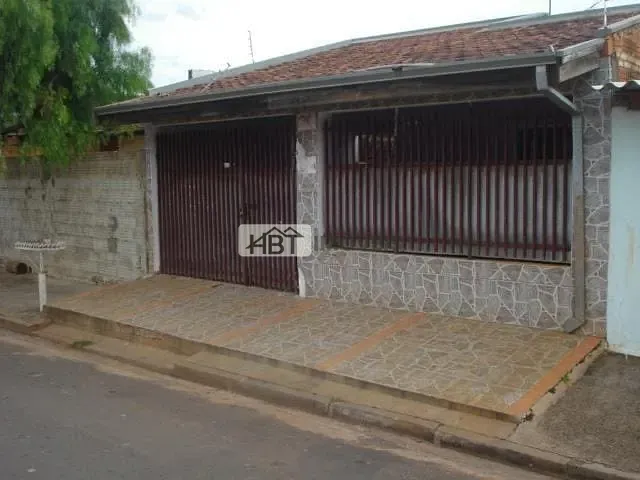 Casa 2 quartos e 2 banheiros, à venda ou para alugar, no bairro Núcleo Habitacional Fortunato Rocha Lima em Bauru