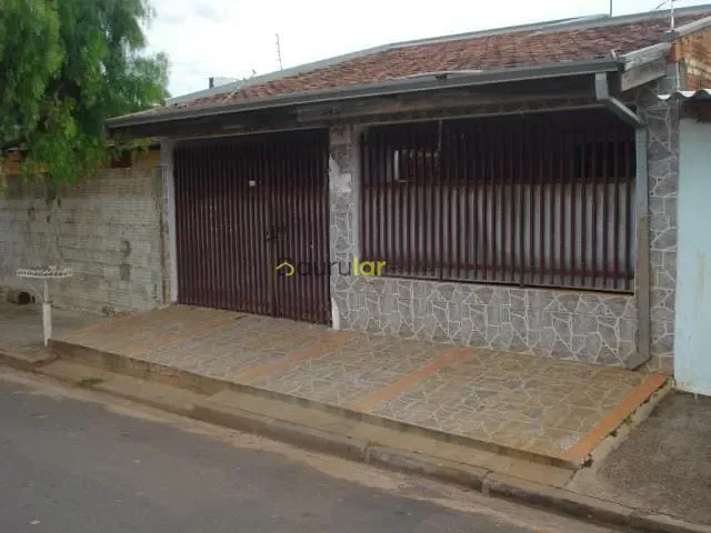 Casa 2 quartos e 2 banheiros, à venda ou para alugar, no bairro Núcleo Habitacional Fortunato Rocha Lima em Bauru