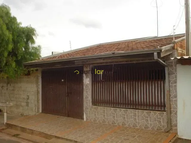 Casa 2 quartos e 2 banheiros, à venda ou para alugar, no bairro Núcleo Habitacional Fortunato Rocha Lima em Bauru