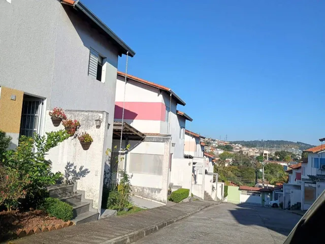 Casa 2 quartos e 2 banheiros, à venda, no bairro Mogi Moderno em Mogi das Cruzes