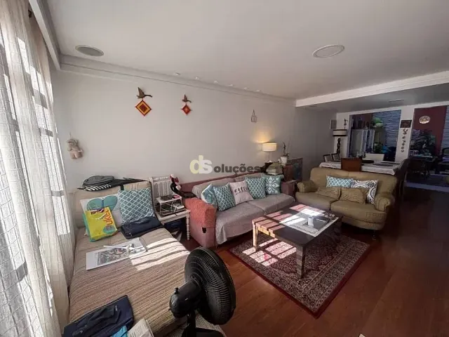 Casa 4 quartos e 3 banheiros, à venda, no bairro Vila Mariana em São Paulo