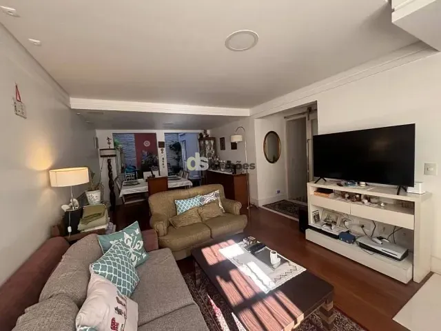 Casa 4 quartos e 3 banheiros, à venda, no bairro Vila Mariana em São Paulo