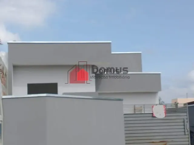 Casa com 175m², à venda, no bairro Res. Santa Clara em Pindamonhangaba