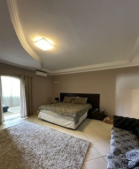 Casa, 3 quartos, 246 m² - Foto 8