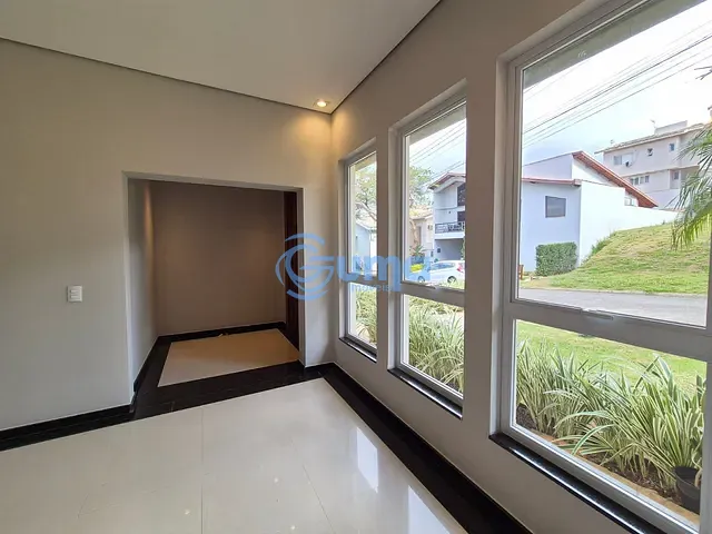 Casa 4 quartos e 6 banheiros, à venda, no bairro Condomínio Residencial Euroville em Bragança Paulista