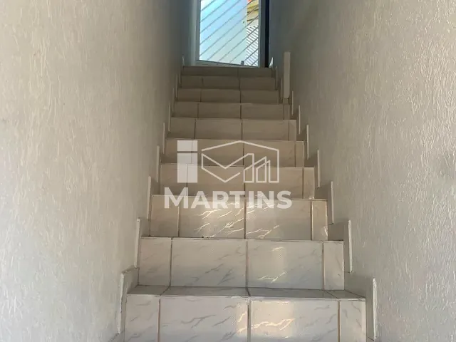 Casa 1 quarto e 1 banheiro, para alugar, no bairro Parque Marabá em Taboão da Serra