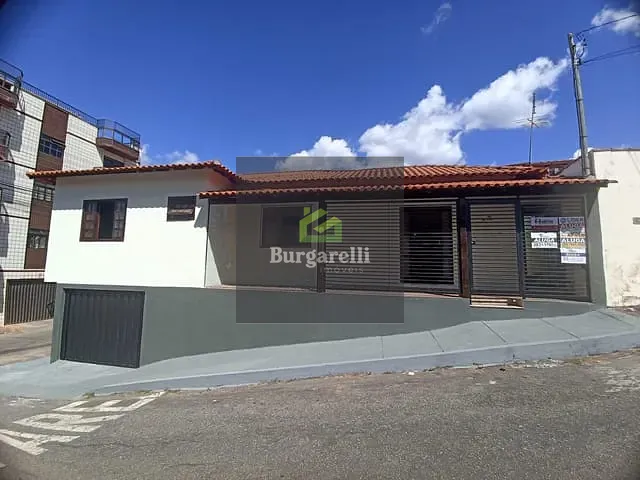 Casa 3 quartos e 1 banheiro, para alugar, no bairro Jardim Eldorado em Lavras