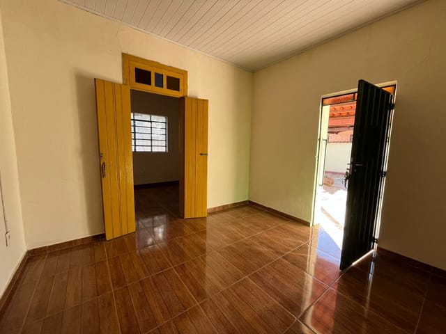 Foto do Casa - Casa para locação, Esplanada, Araçuaí, MG | Rede Max Imoveis