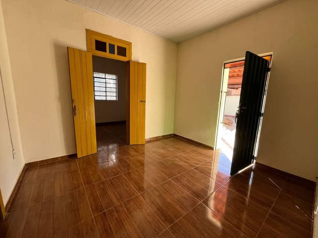 Foto do Casa - Casa para locação, Esplanada, Araçuaí, MG | Rede Max Imoveis