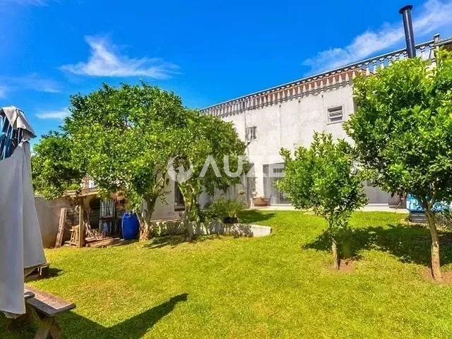 Casa com 280m² 3 quartos e 2 banheiros, à venda, no bairro Butiatuvinha em Curitiba