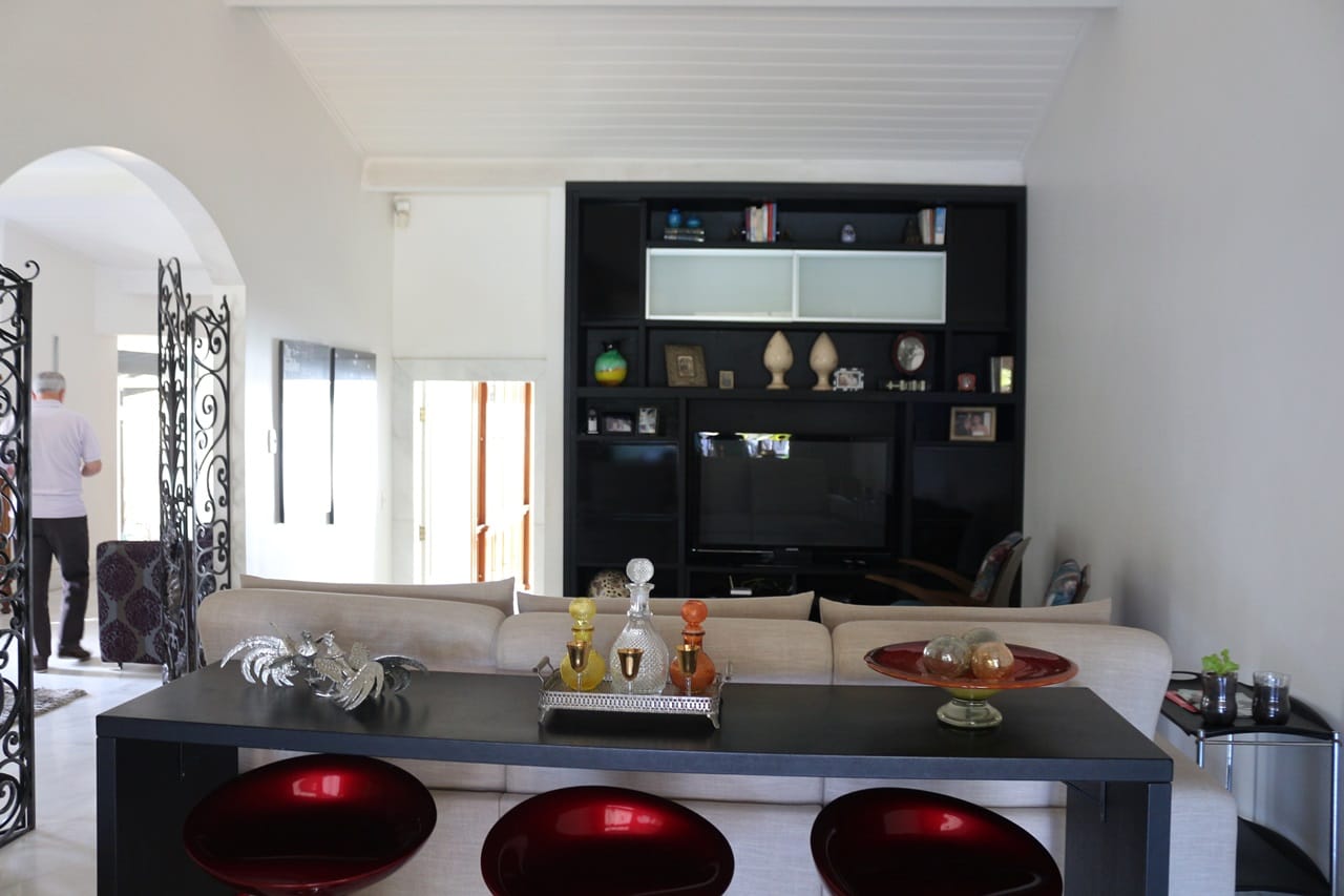 Casa com 4 quartos, 1 suíte, com 2.230 área total e de 869 metros quadrados de área construída, 3 salas, 2 varandas, à venda, São Luiz, Belo Horizonte, MG miniatura 10