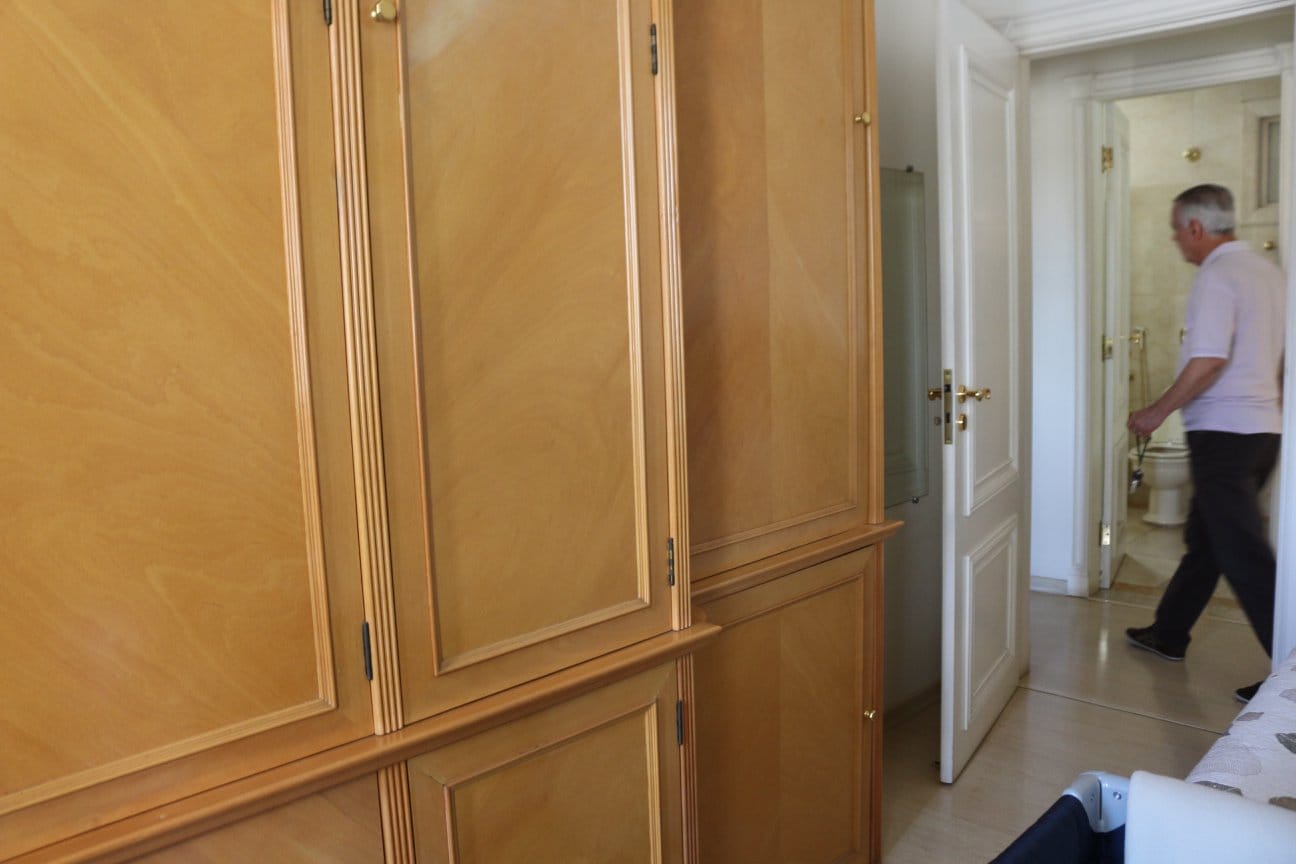 Casa com 4 quartos, 1 suíte, com 2.230 área total e de 869 metros quadrados de área construída, 3 salas, 2 varandas, à venda, São Luiz, Belo Horizonte, MG miniatura 14