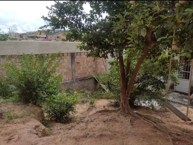 Casa 2 quartos e 1 banheiro, à venda, no bairro Imperial em Santa Luzia