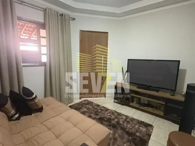 Casa com 125m² 3 quartos e 2 banheiros, à venda, no bairro Parque Júlio Nóbrega em Bauru