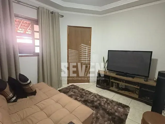 Casa com 125m² 3 quartos e 2 banheiros, à venda, no bairro Parque Júlio Nóbrega em Bauru