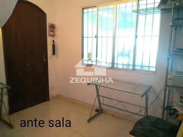 Casa com 150m² 4 quartos e 6 banheiros, à venda, no bairro Jardim Umuarama em Osasco