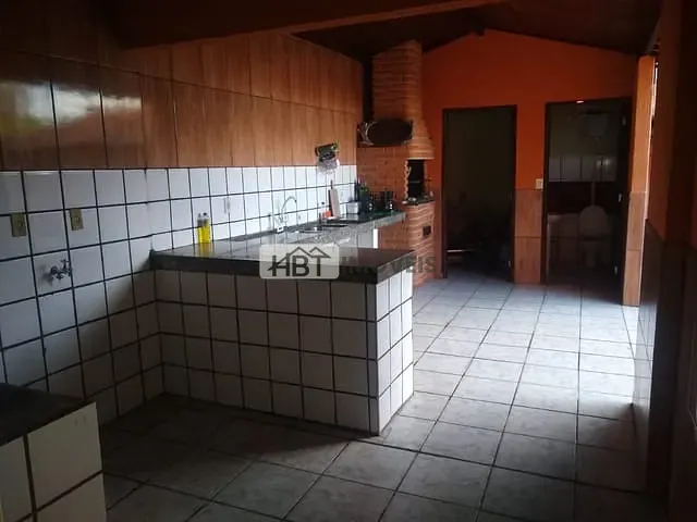 Casa com 200m² 3 quartos e 1 banheiro, à venda, no bairro Vila Santa Cecilia em Agudos
