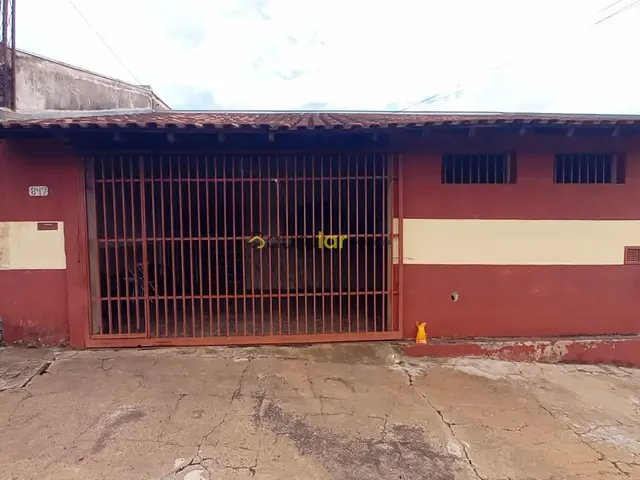 Casa com 200m² 3 quartos e 1 banheiro, à venda, no bairro Vila Santa Cecilia em Agudos