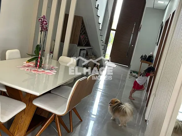 Casa com 250m² 3 quartos e 3 banheiros, à venda, no bairro Loteamento Salvador Costa Marques em Cuiabá