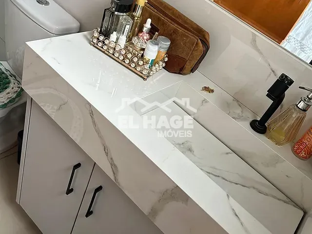 Casa com 250m² 3 quartos e 3 banheiros, à venda, no bairro Loteamento Salvador Costa Marques em Cuiabá
