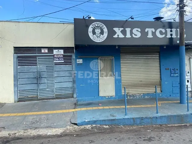 Casa com 140m² 3 quartos e 2 banheiros, para alugar, no bairro Vila Redenção em Goiânia